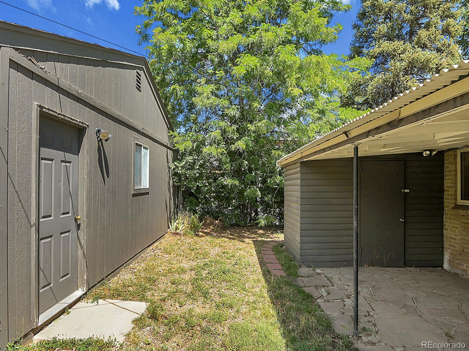 MLS Image #40 for 895  krameria street,denver, Colorado