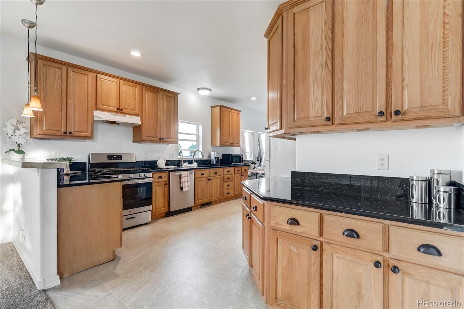 MLS Image #11 for 12715  gull lane,peyton, Colorado