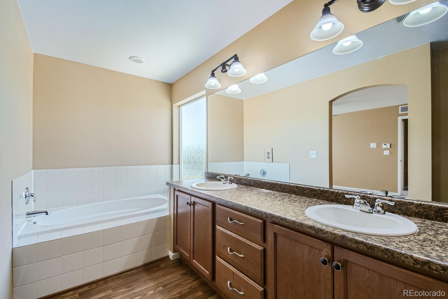 MLS Image #14 for 5510  killarney street,denver, Colorado