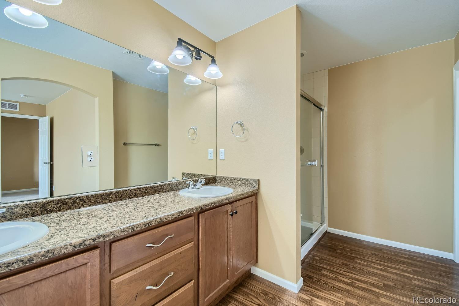 MLS Image #15 for 5510  killarney street,denver, Colorado