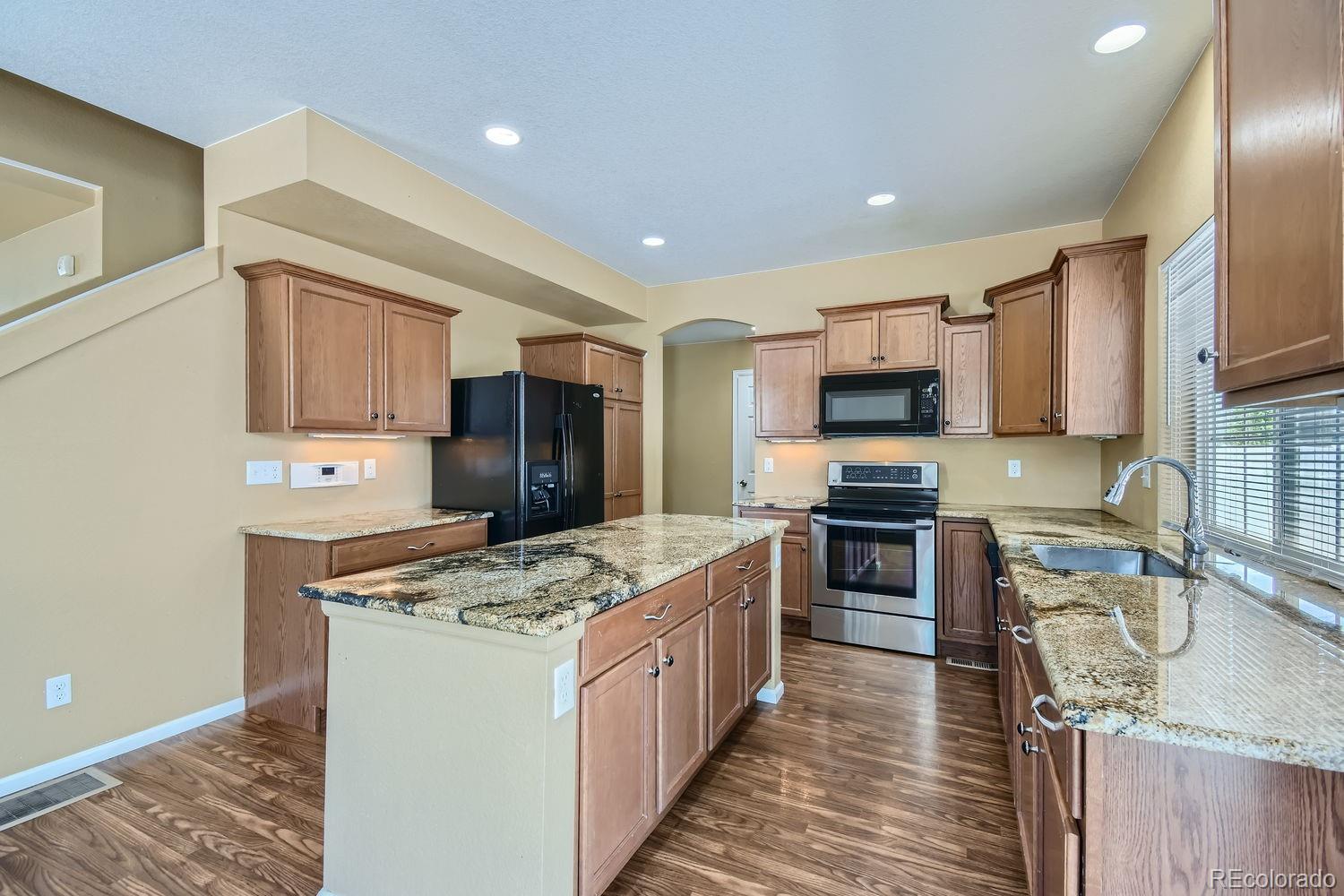 MLS Image #8 for 5510  killarney street,denver, Colorado