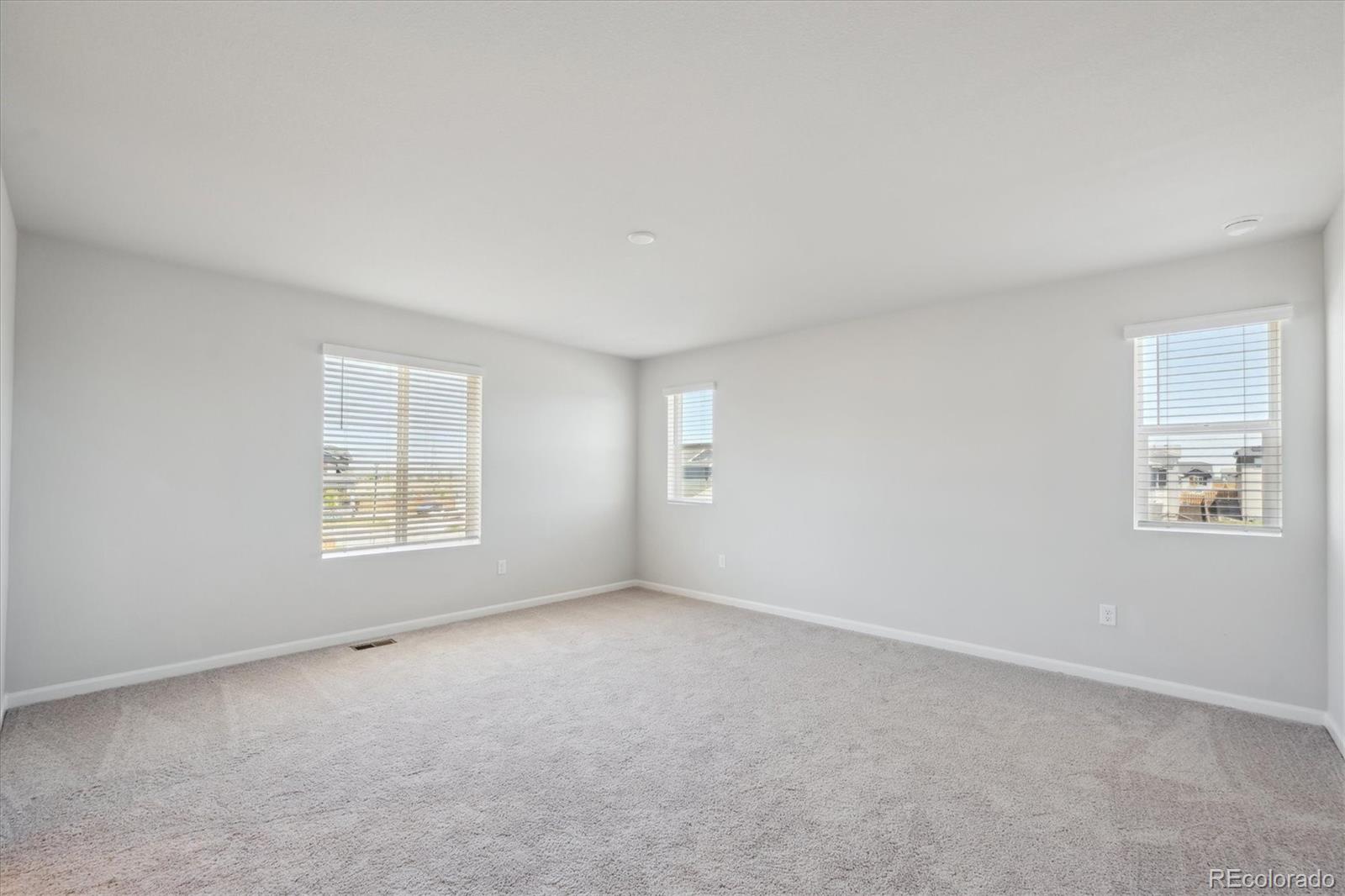 MLS Image #15 for 10065  quari court,commerce city, Colorado