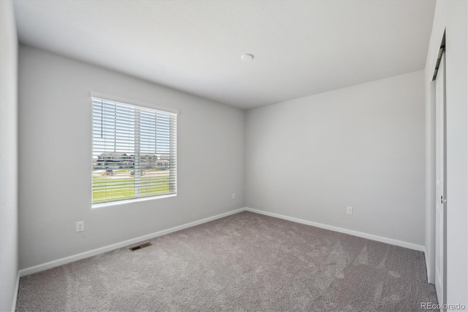 MLS Image #20 for 10065  quari court,commerce city, Colorado