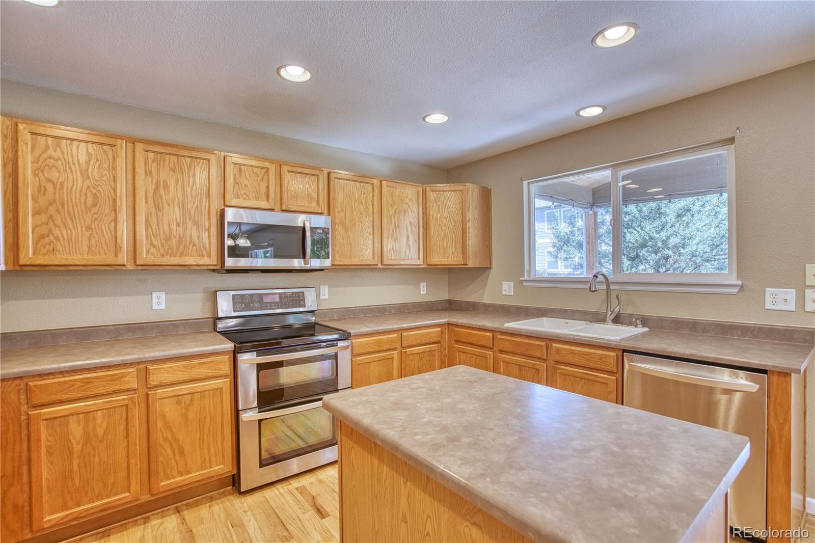 MLS Image #14 for 1418  red mountain drive,longmont, Colorado