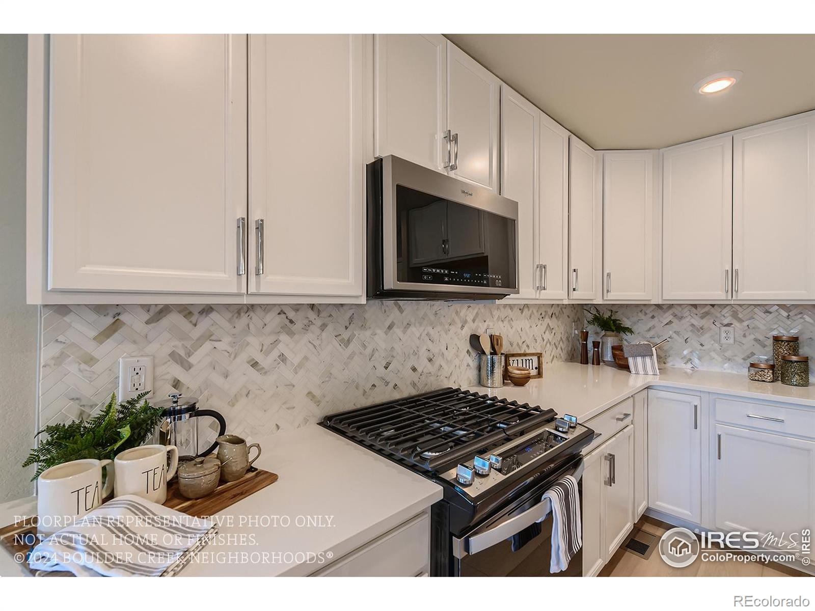 MLS Image #12 for 10221 e 62nd place,denver, Colorado