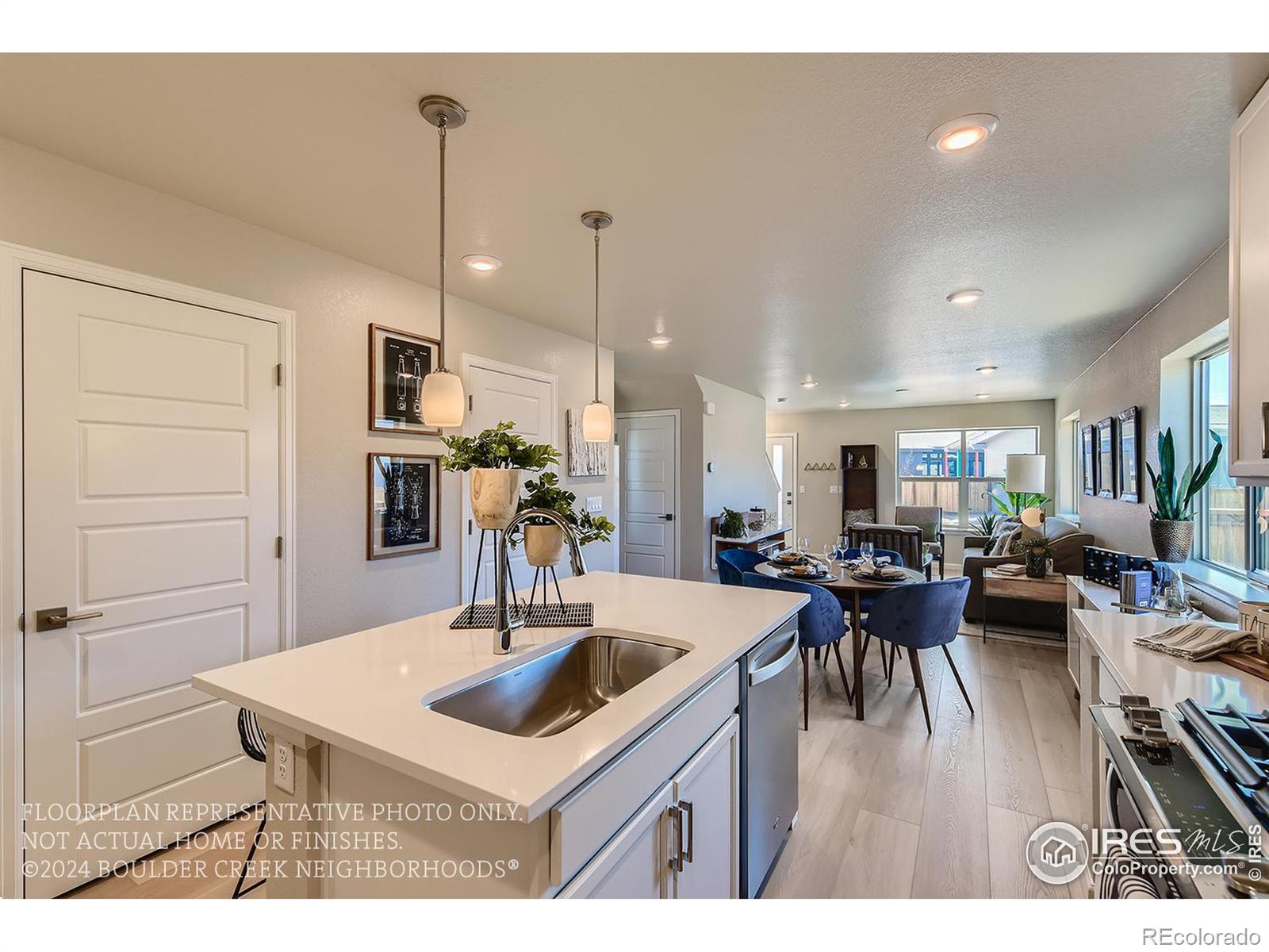 MLS Image #13 for 10221 e 62nd place,denver, Colorado