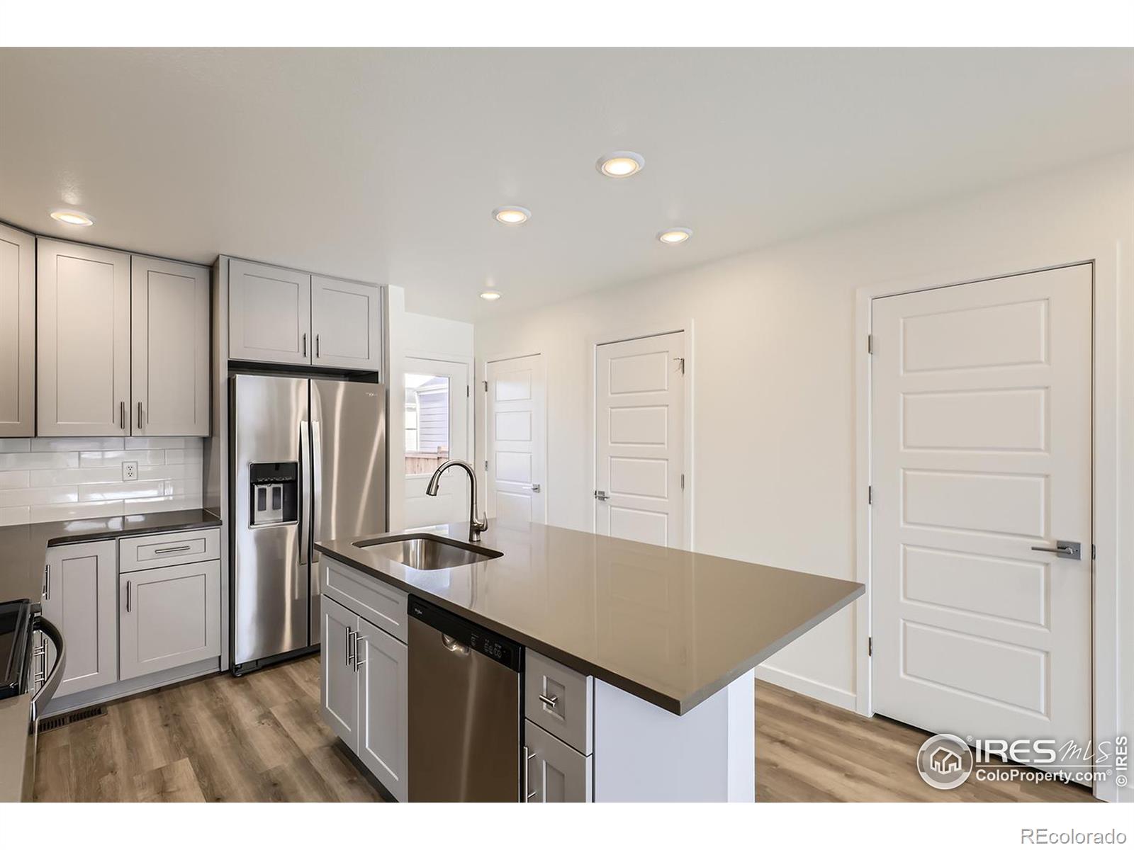 MLS Image #12 for 10231 e 62nd place,denver, Colorado