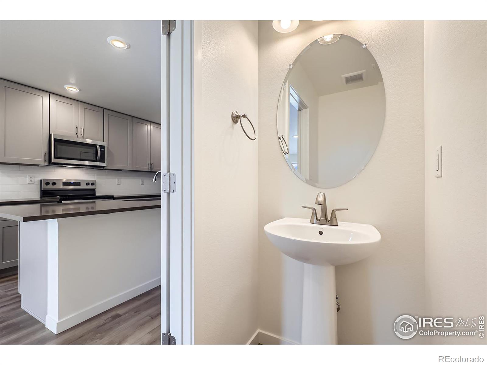 MLS Image #17 for 10231 e 62nd place,denver, Colorado