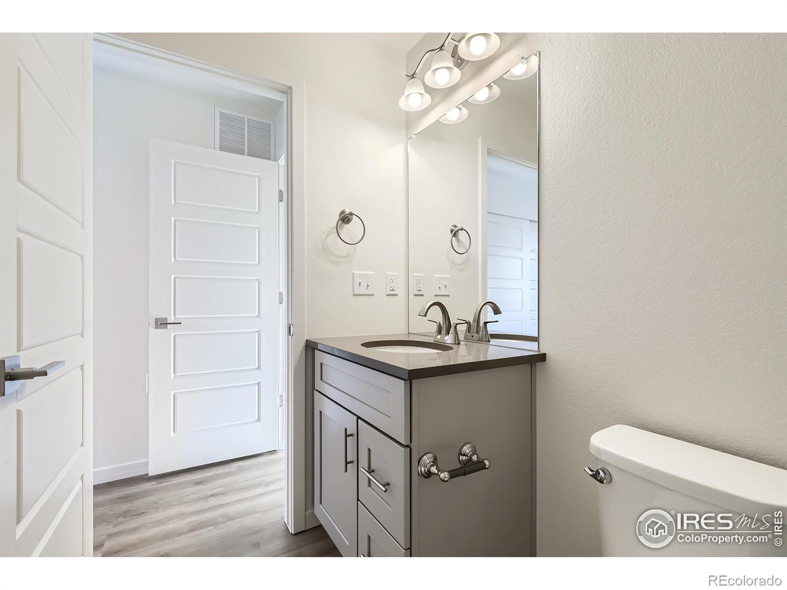 MLS Image #24 for 10231 e 62nd place,denver, Colorado