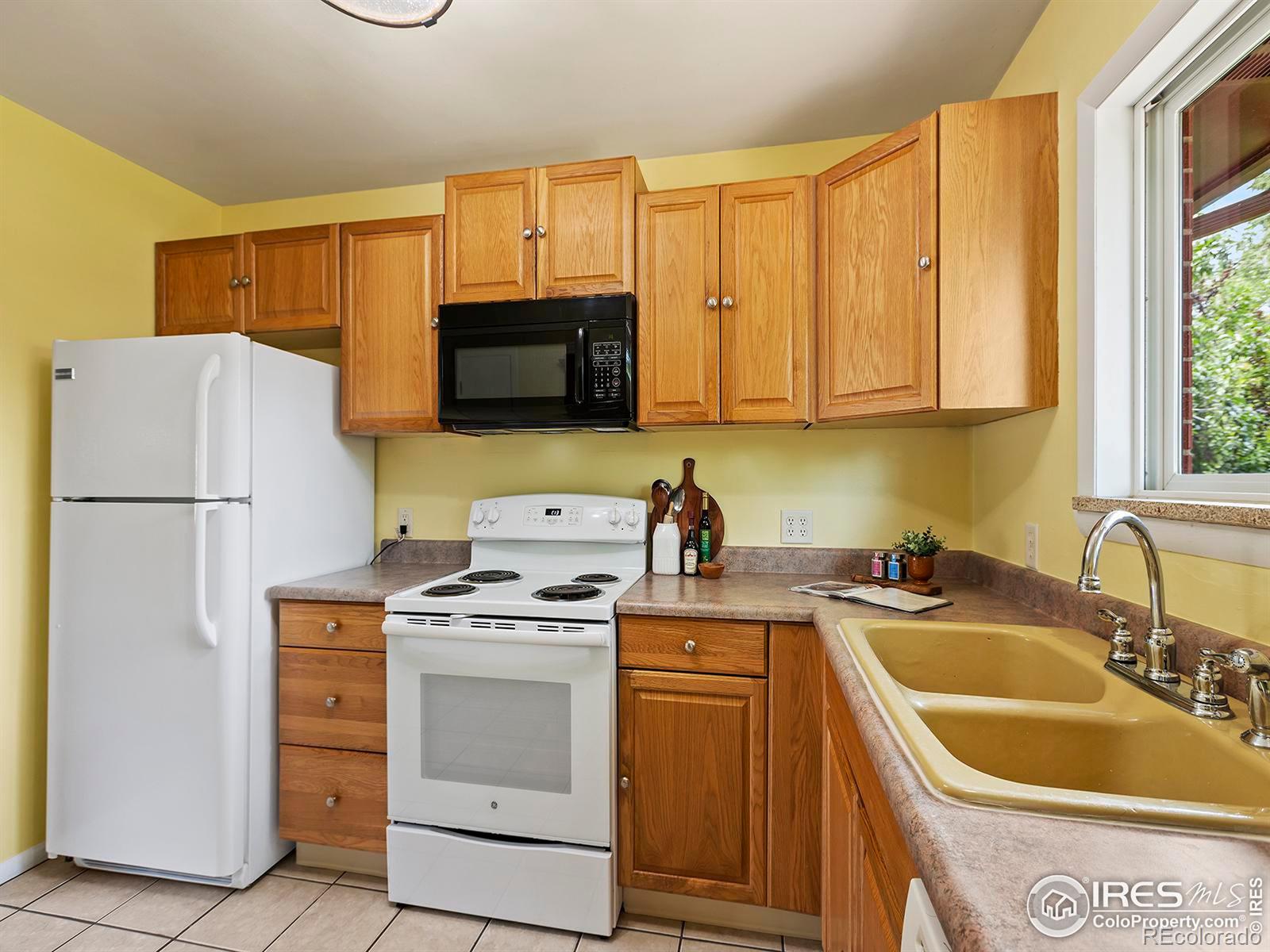 MLS Image #8 for 600  columbia road,fort collins, Colorado