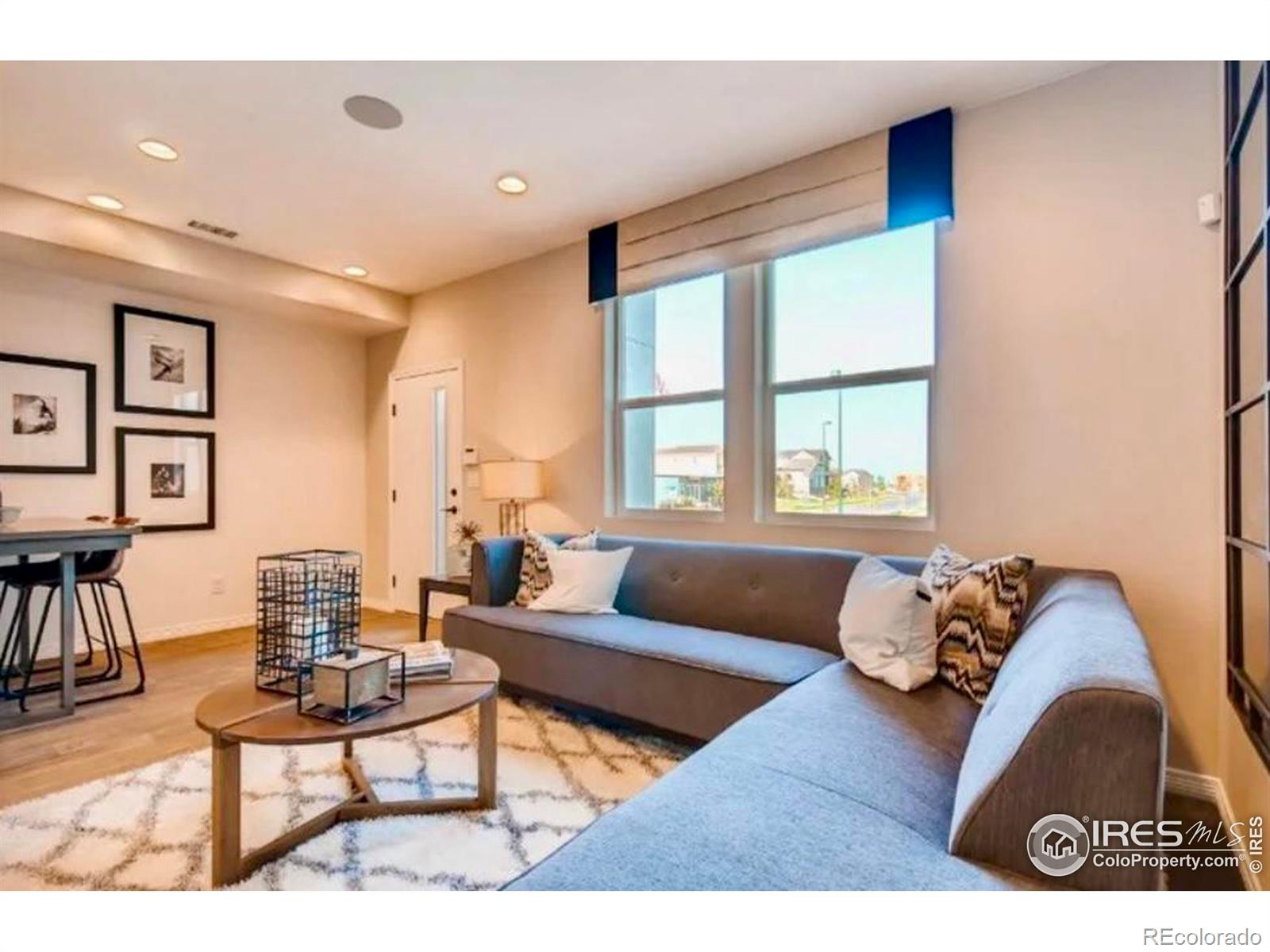 MLS Image #2 for 4792 n kittredge street,denver, Colorado