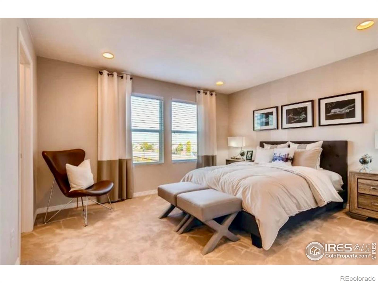 MLS Image #8 for 4792 n kittredge street,denver, Colorado