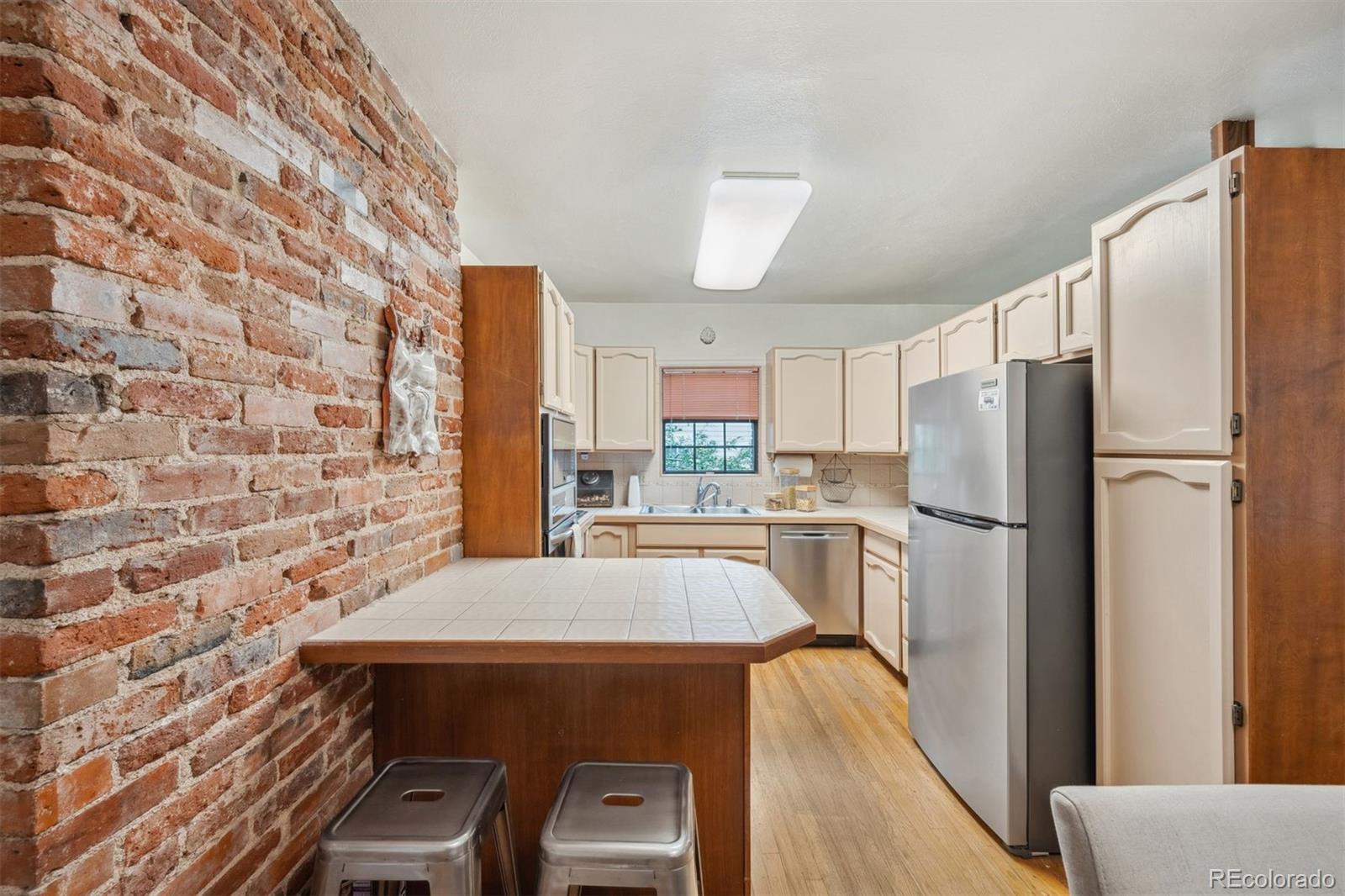 MLS Image #10 for 1373 s josephine street,denver, Colorado