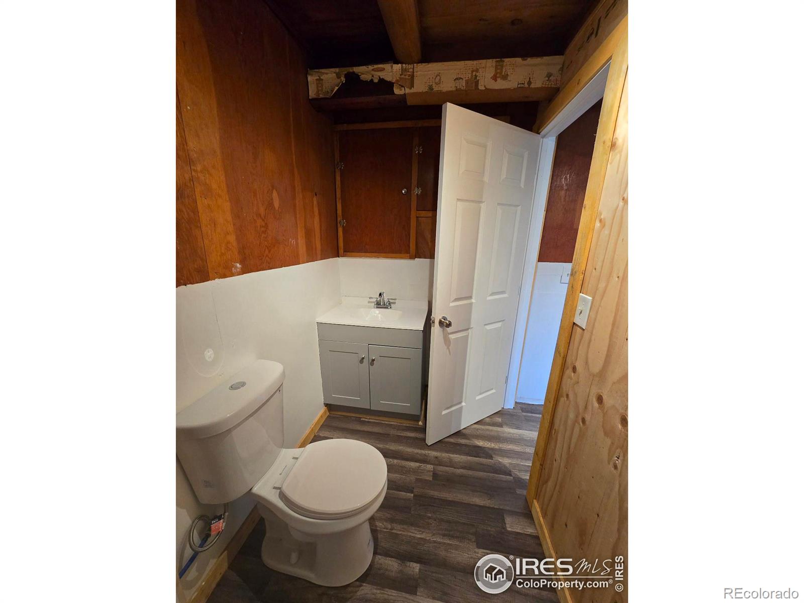 MLS Image #25 for 119  cedar street,log lane village, Colorado