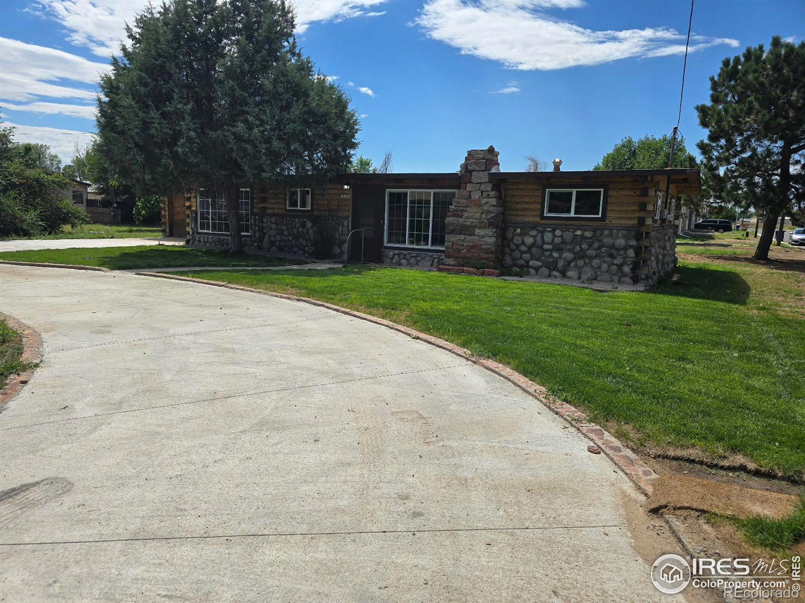 MLS Image #3 for 119  cedar street,log lane village, Colorado