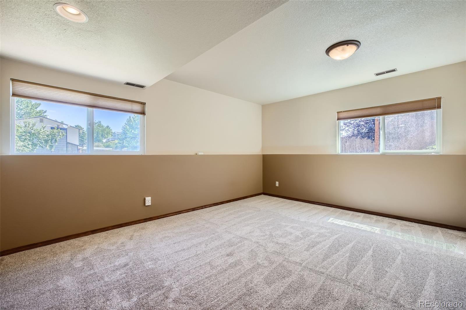 MLS Image #15 for 3415  oak creek drive,colorado springs, Colorado