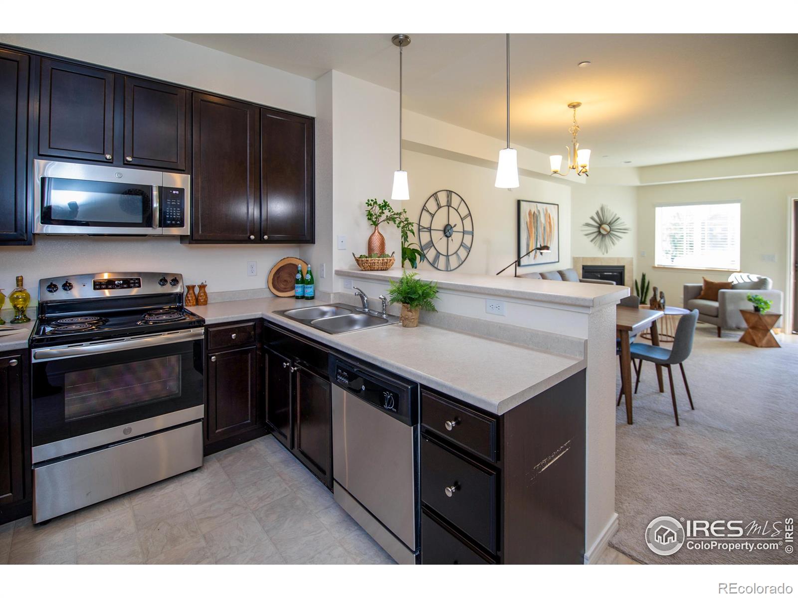 MLS Image #10 for 226 n parkside drive,longmont, Colorado