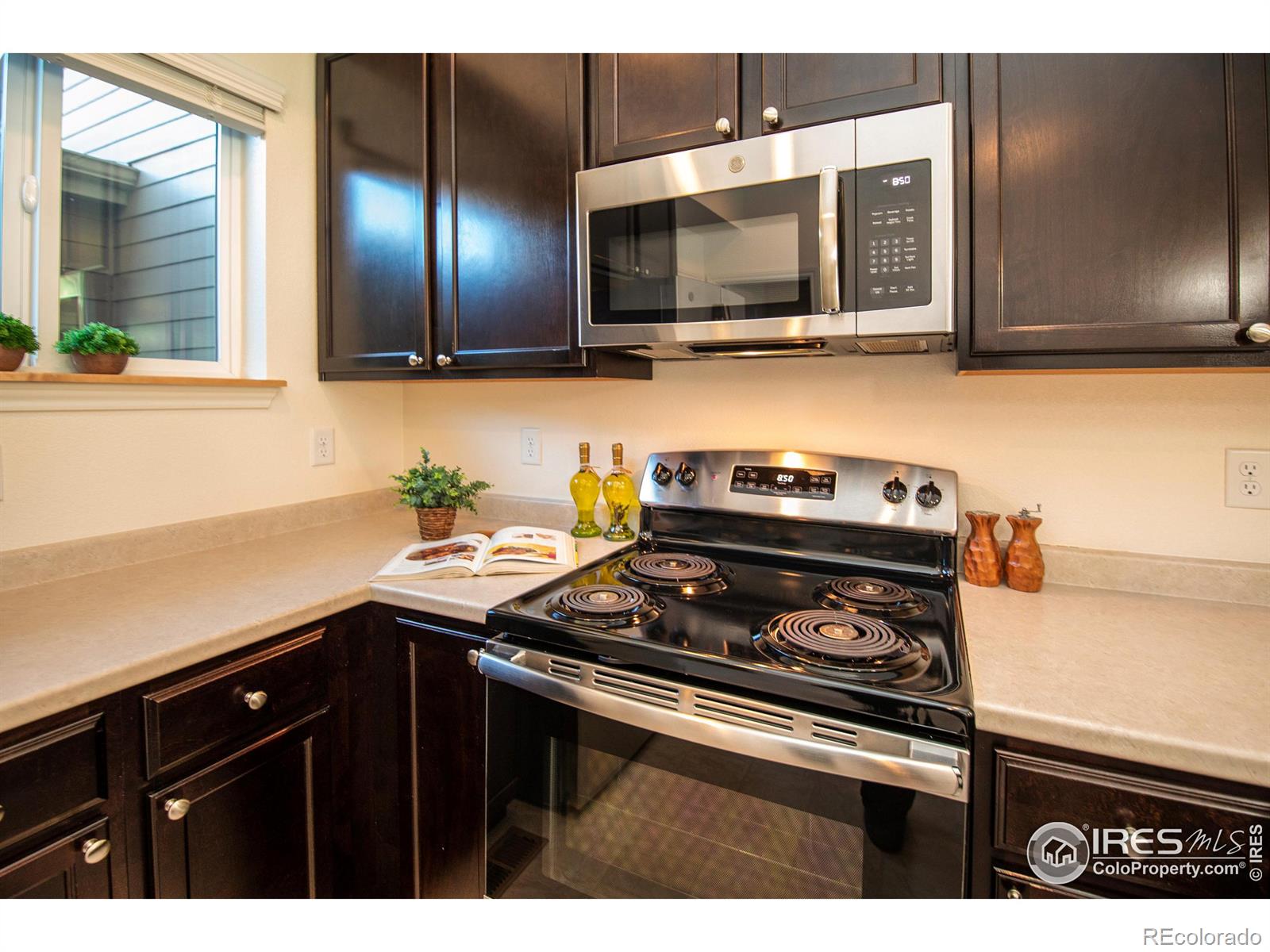 MLS Image #9 for 226 n parkside drive,longmont, Colorado