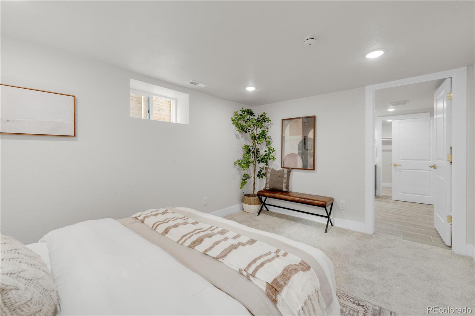 MLS Image #29 for 2295 s marion street,denver, Colorado