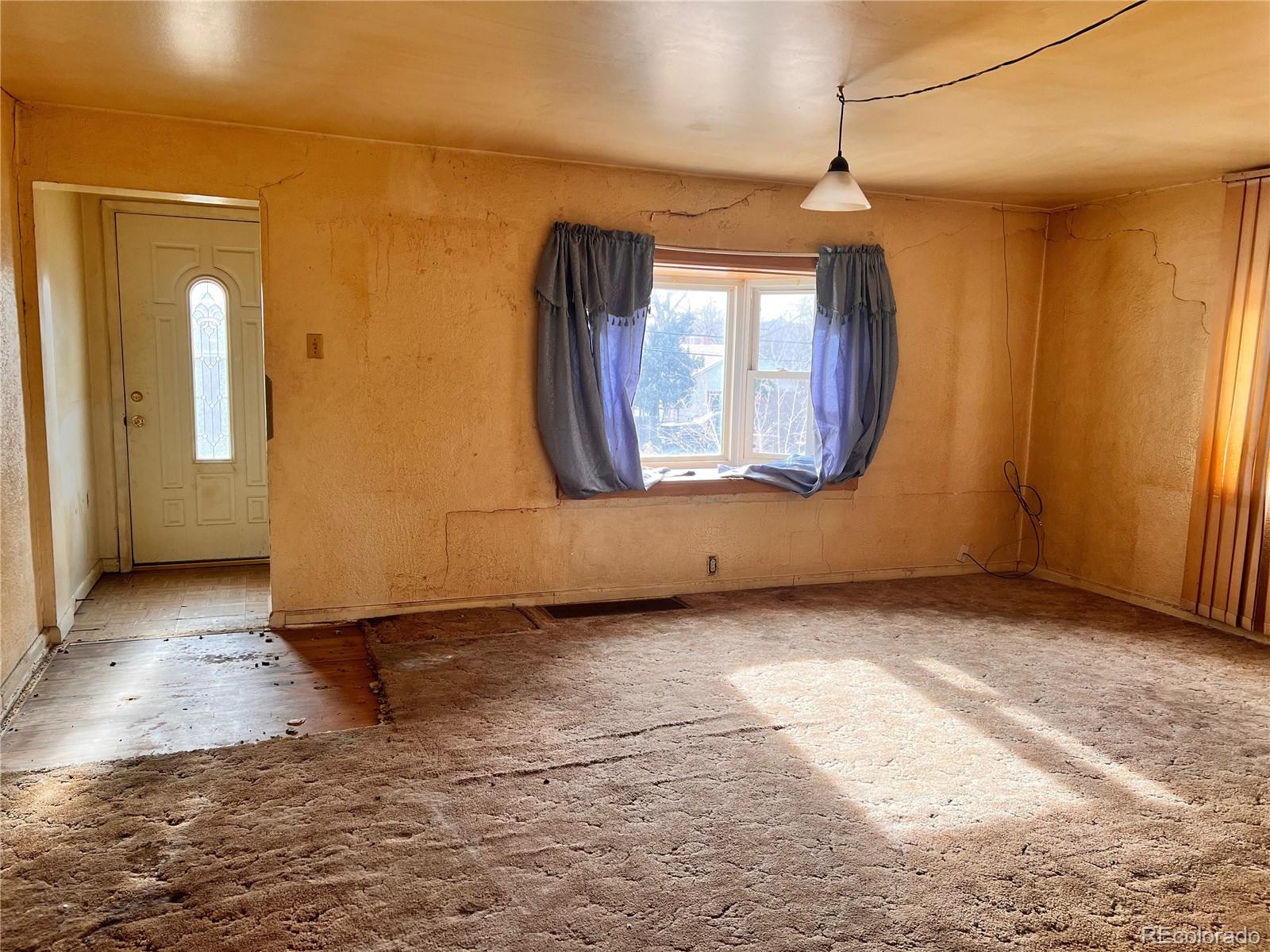 MLS Image #11 for 7109 w 61st avenue,arvada, Colorado