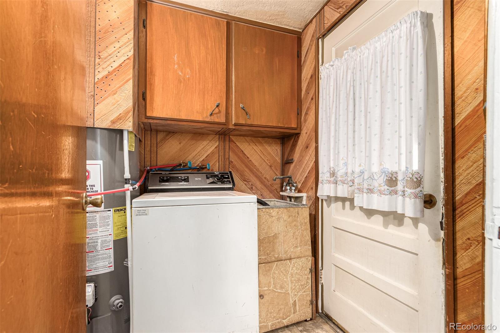 MLS Image #11 for 804 s quitman street,denver, Colorado