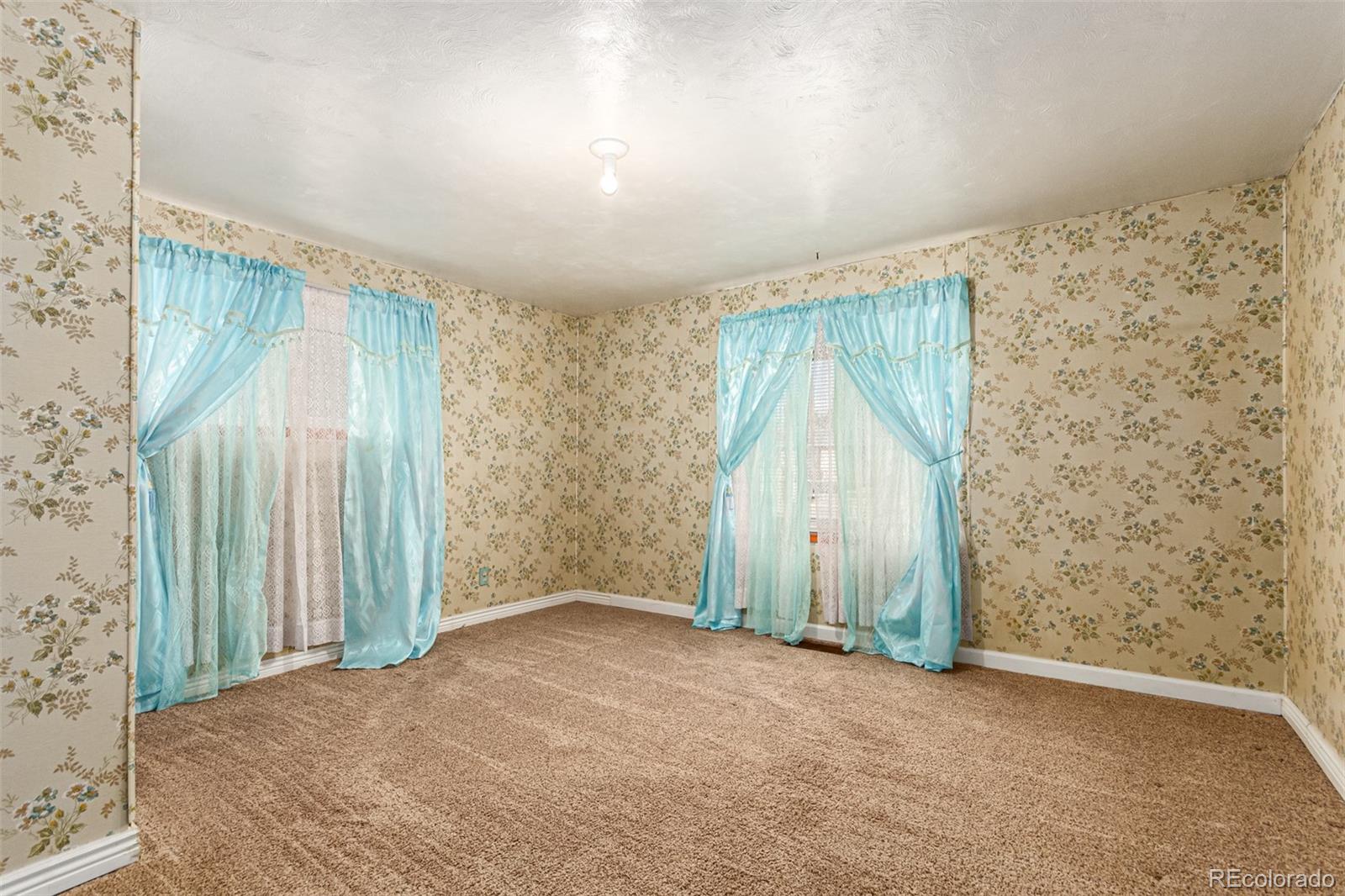 MLS Image #16 for 804 s quitman street,denver, Colorado