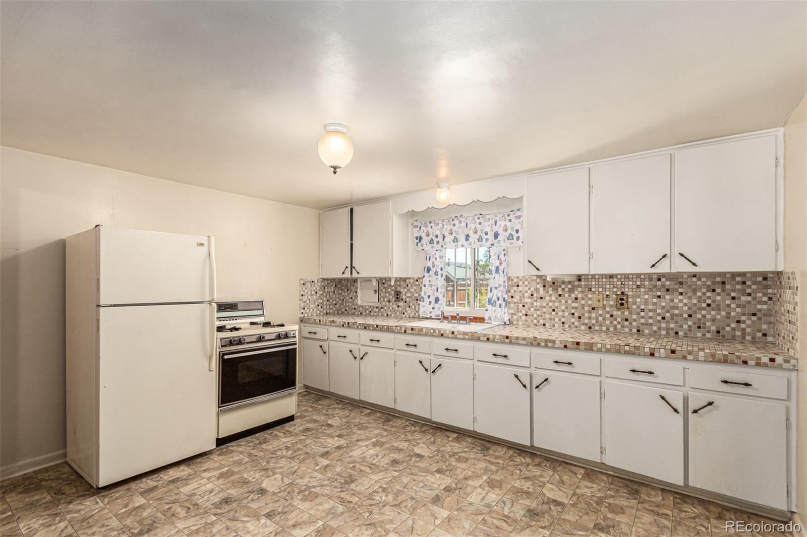 MLS Image #8 for 804 s quitman street,denver, Colorado