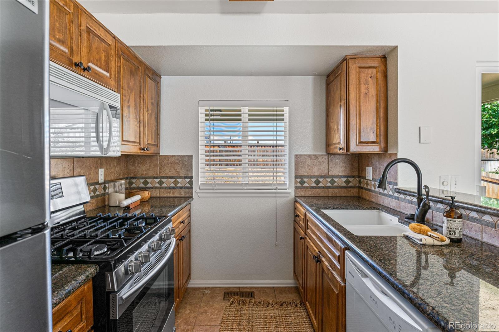 MLS Image #10 for 4371 s fundy street,centennial, Colorado