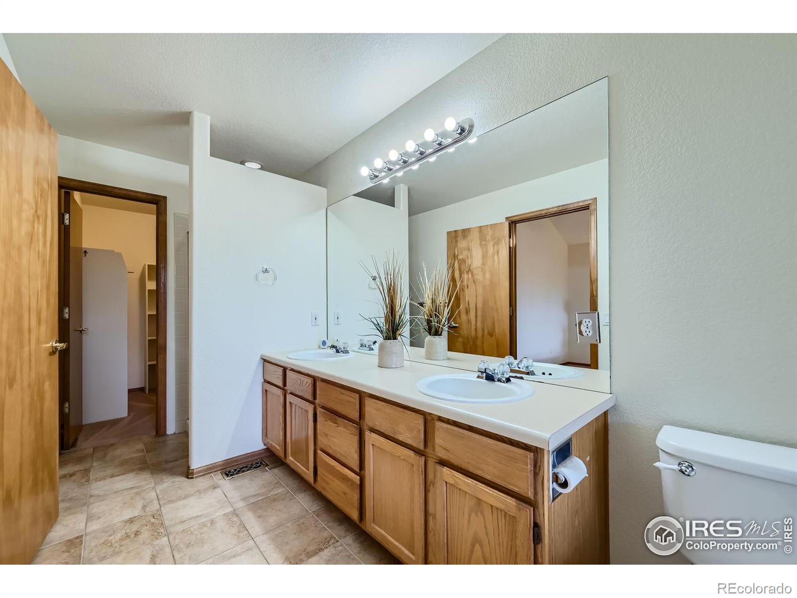 MLS Image #12 for 2389  cedarwood circle,lafayette, Colorado