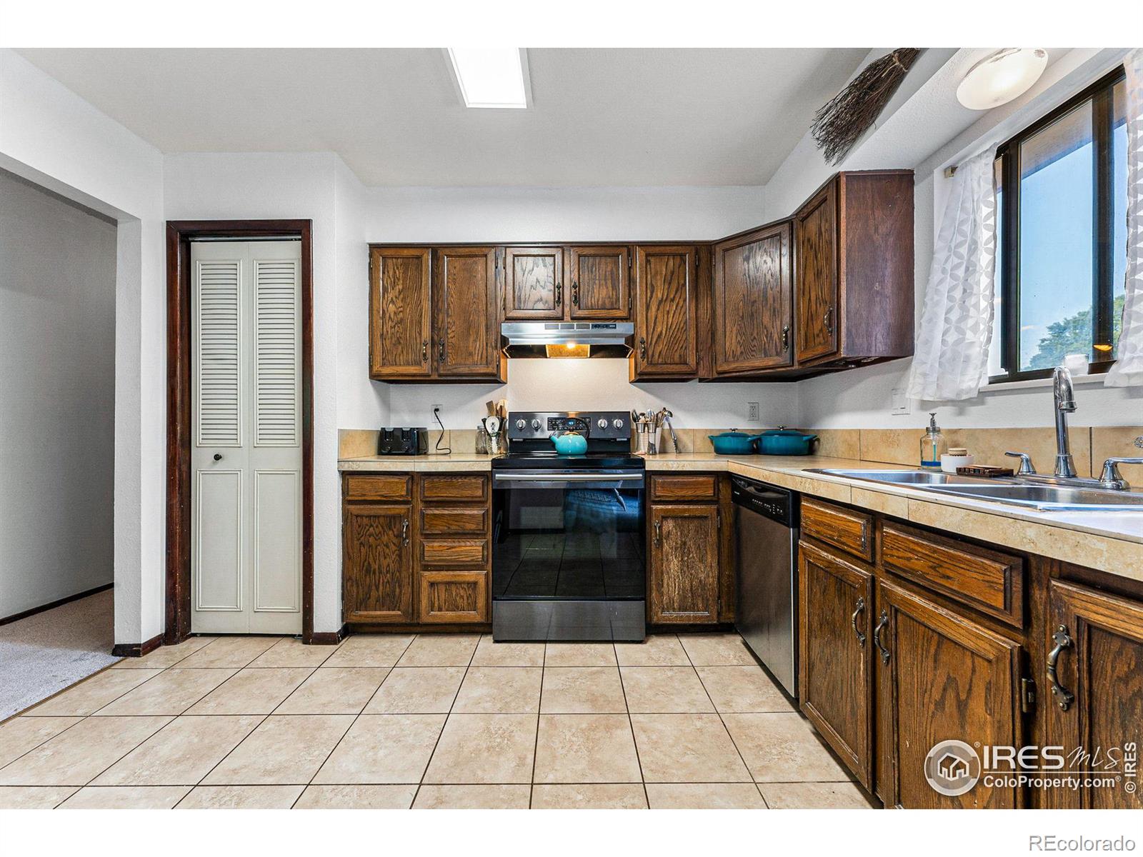 MLS Image #6 for 1295  acropolis drive,lafayette, Colorado