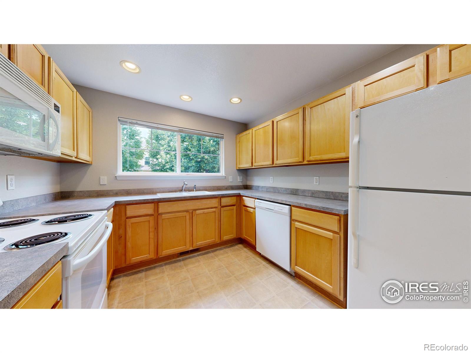 MLS Image #12 for 2808  golden wheat lane,fort collins, Colorado