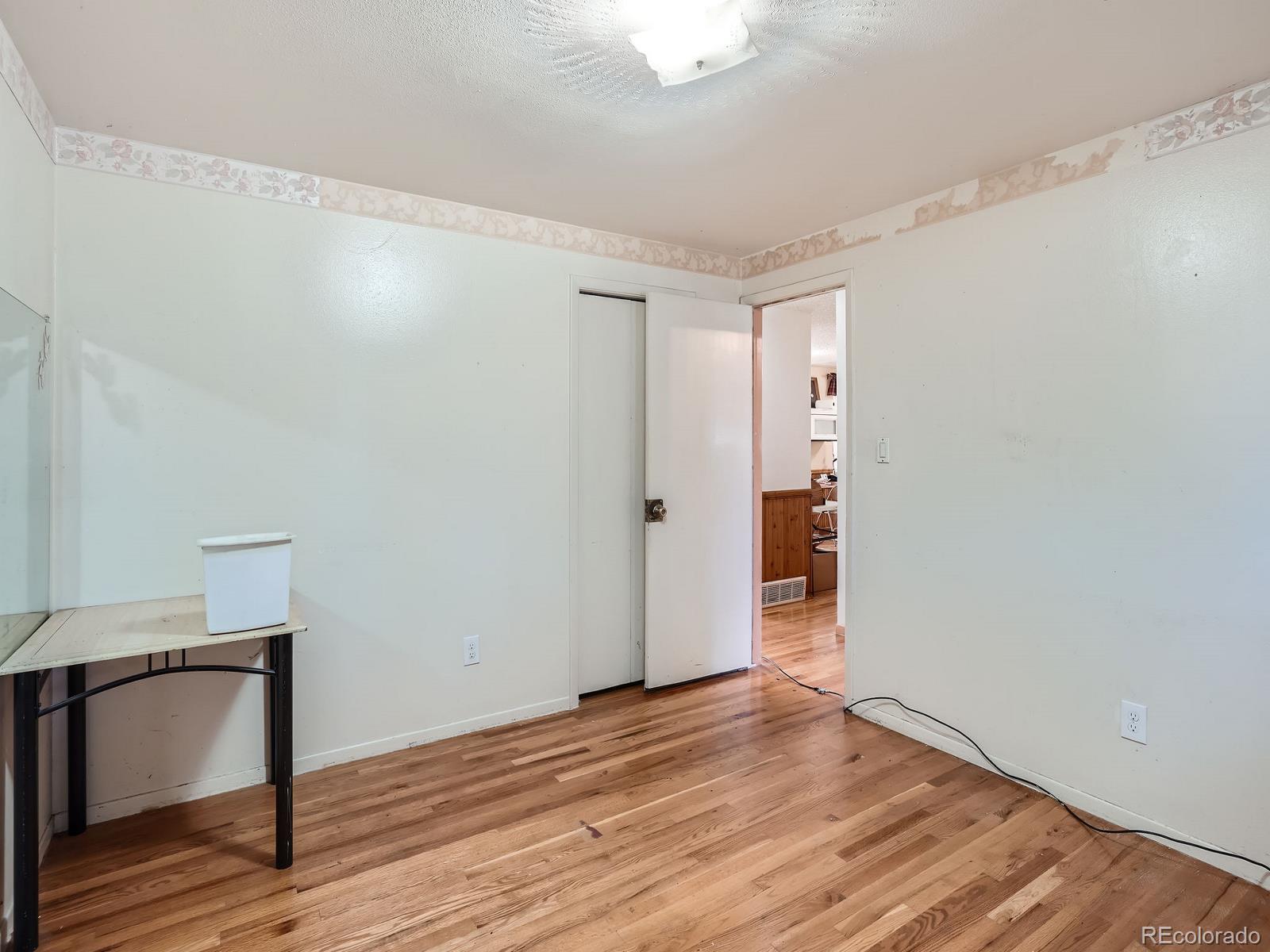 MLS Image #11 for 7032 s dexter street,centennial, Colorado