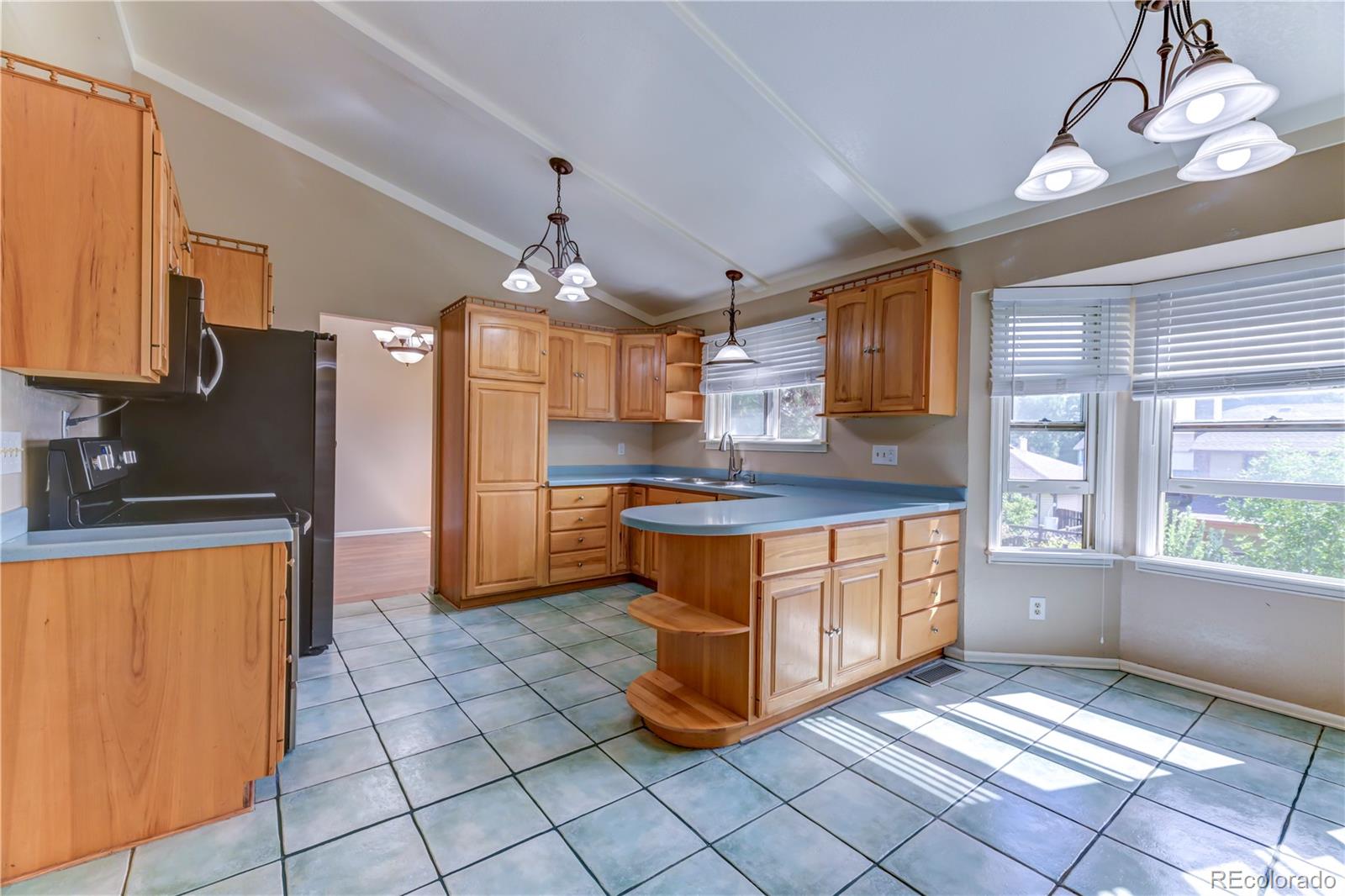 MLS Image #18 for 4680 s yates street,denver, Colorado