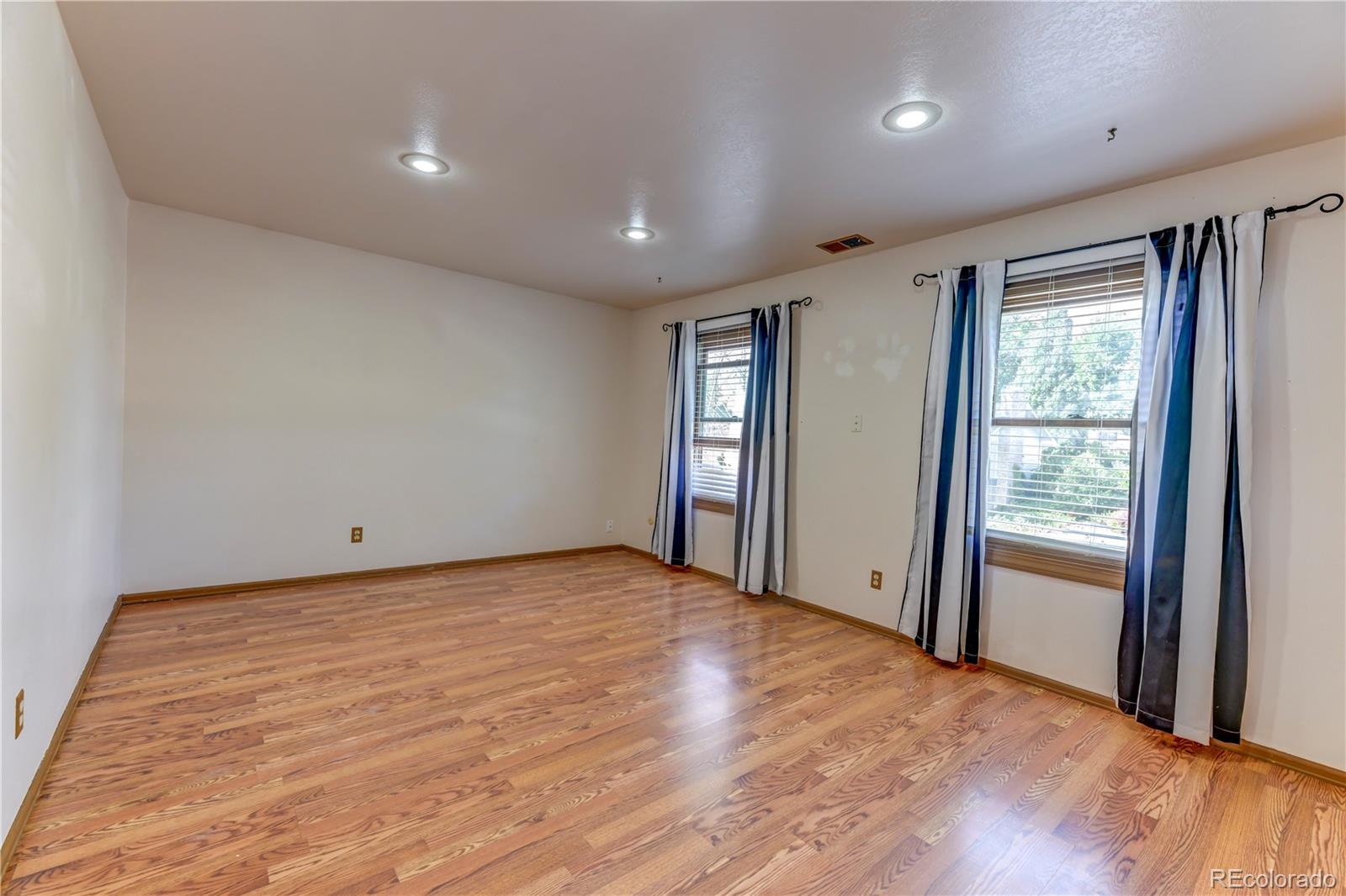 MLS Image #33 for 4680 s yates street,denver, Colorado