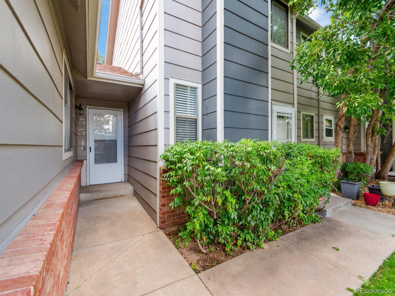 MLS Image #4 for 554 w crestline avenue,littleton, Colorado