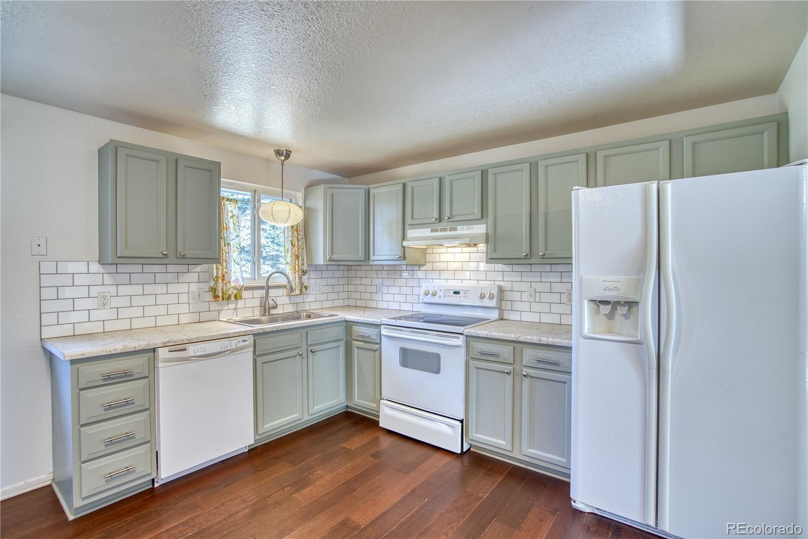 MLS Image #12 for 531  alpine street,longmont, Colorado