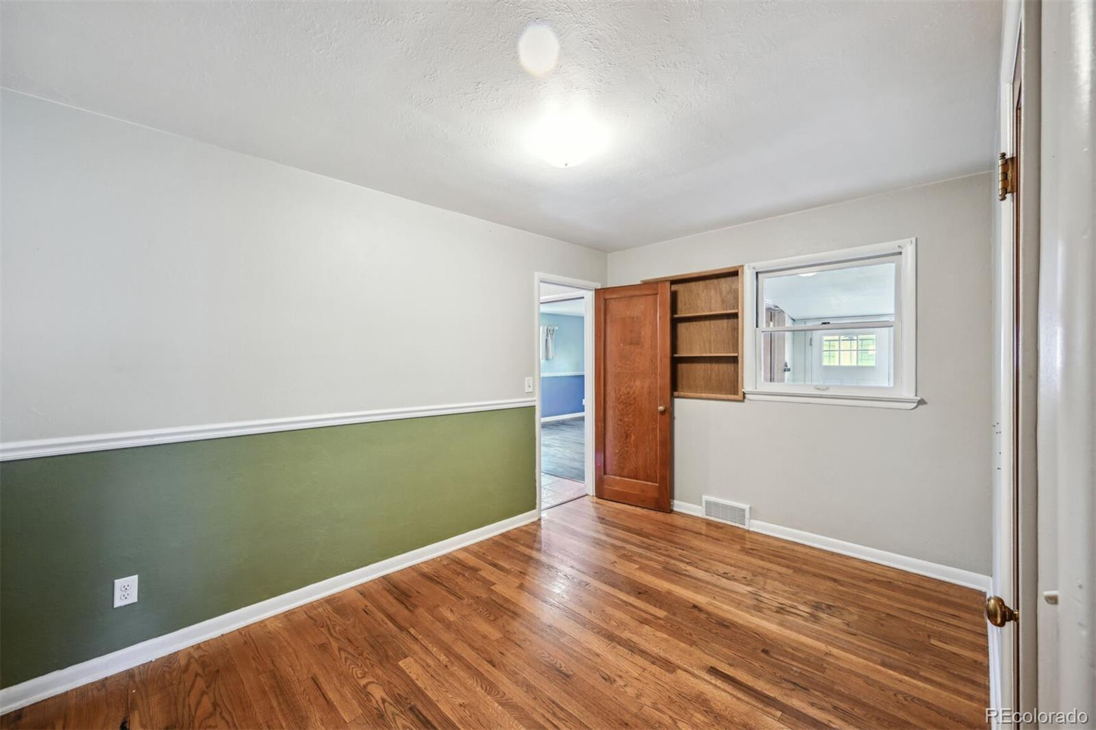 MLS Image #15 for 1461 s perry street,denver, Colorado