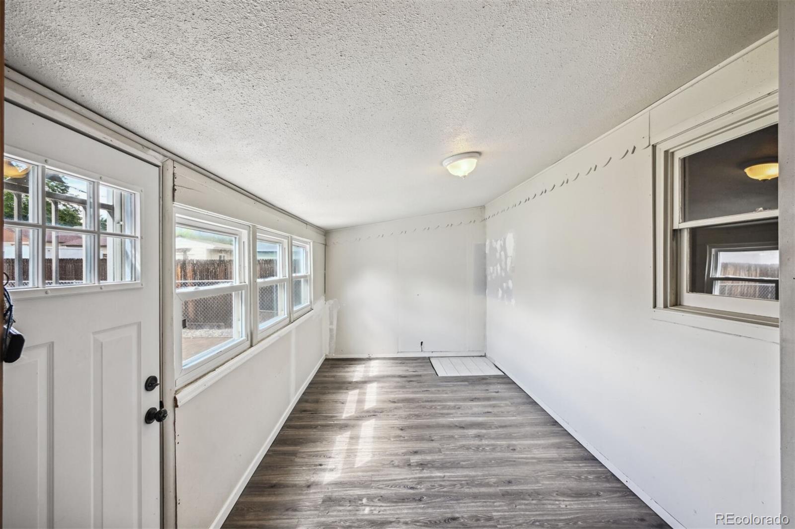 MLS Image #18 for 1461 s perry street,denver, Colorado