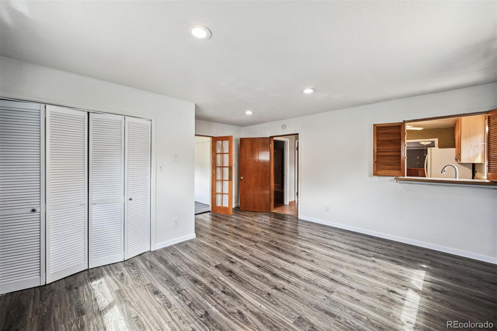 MLS Image #22 for 1461 s perry street,denver, Colorado