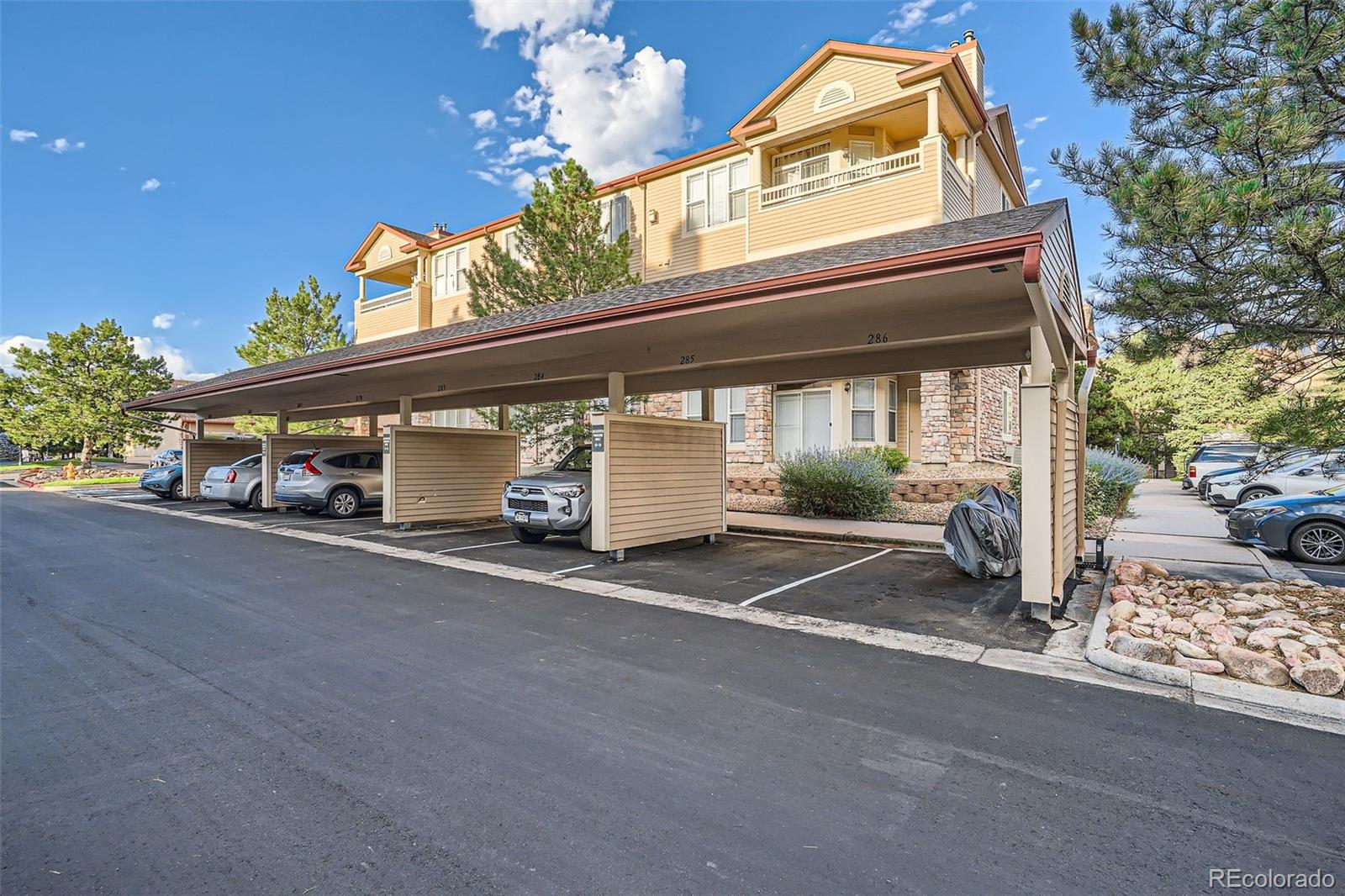 MLS Image #24 for 8456 s hoyt way,littleton, Colorado