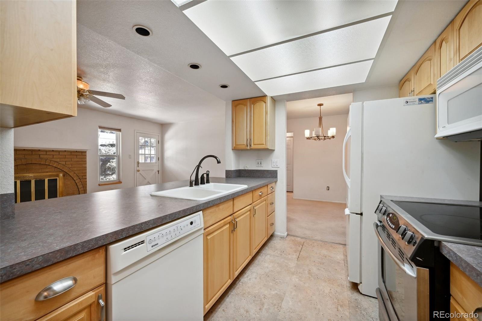 MLS Image #6 for 635 s cody street,lakewood, Colorado