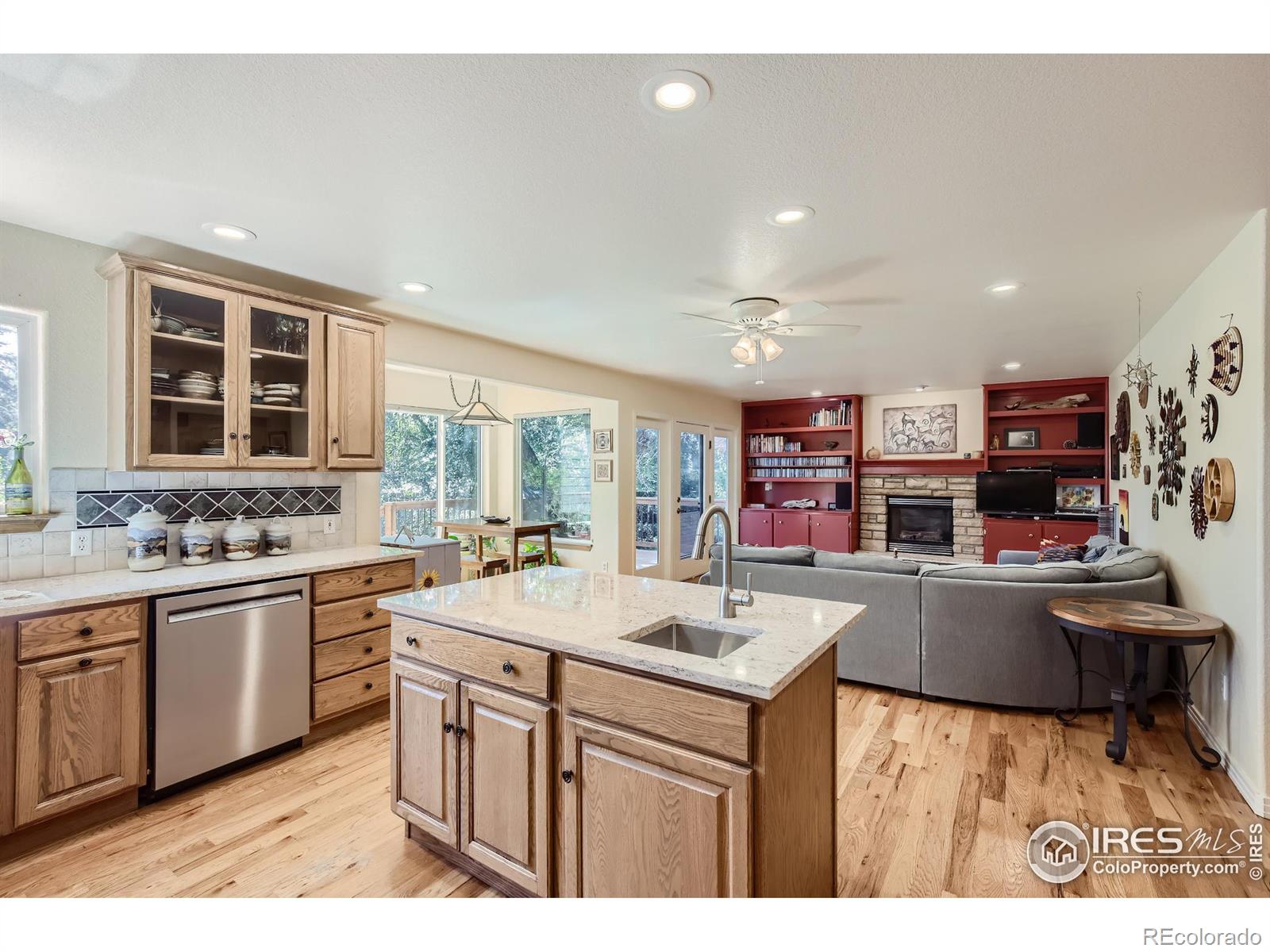 MLS Image #10 for 209  welch court,lyons, Colorado