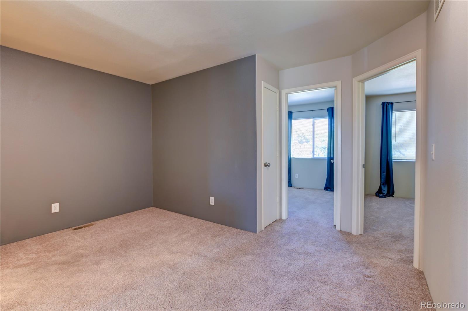 MLS Image #14 for 21405 e 46th avenue,denver, Colorado