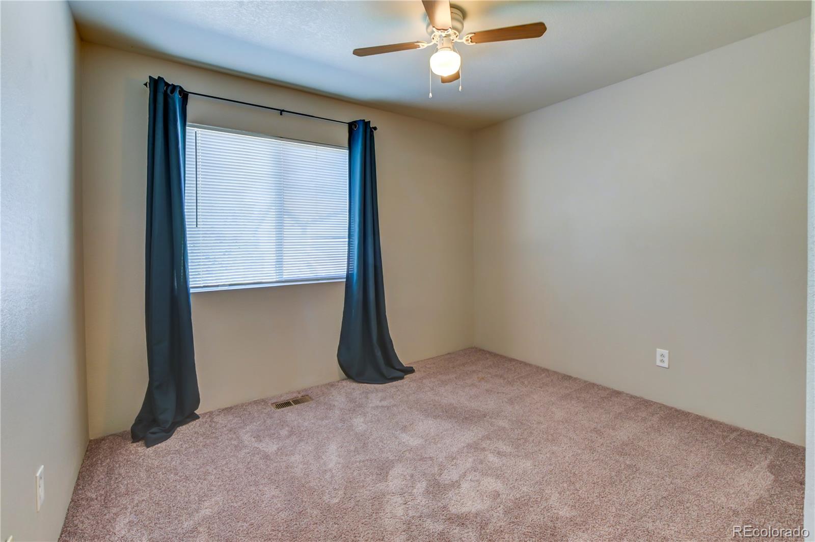 MLS Image #16 for 21405 e 46th avenue,denver, Colorado