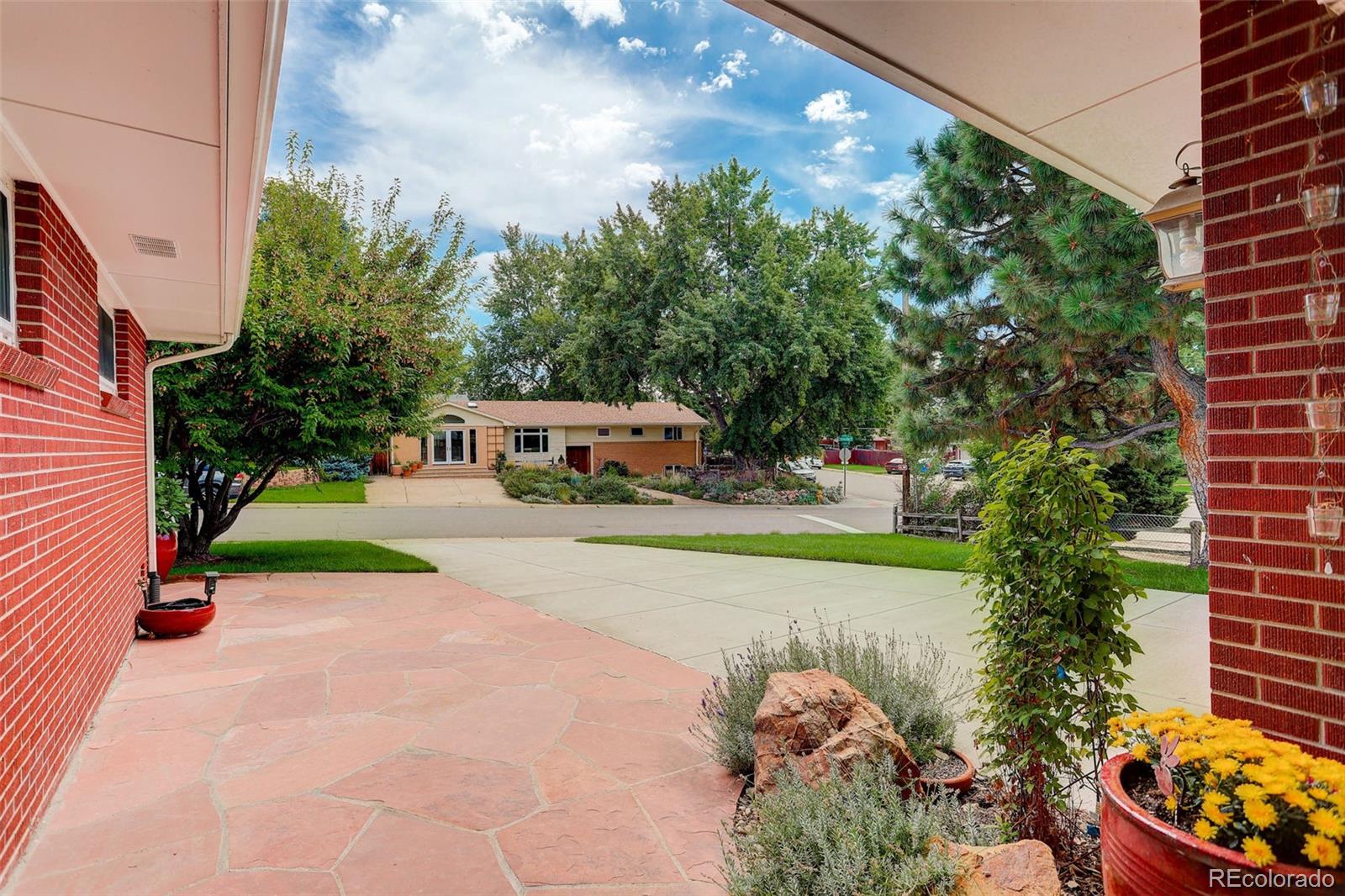 MLS Image #24 for 2783 s knoxville way,denver, Colorado