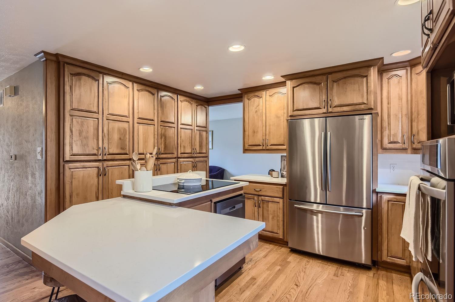 MLS Image #5 for 7730 e cornell avenue,denver, Colorado