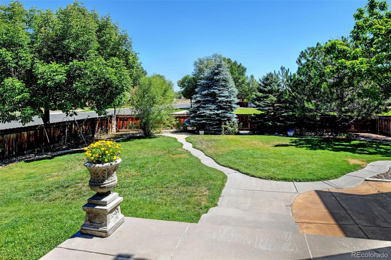 MLS Image #12 for 11489  paris court,commerce city, Colorado