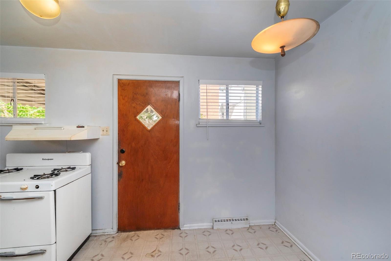 MLS Image #23 for 131 s ogden street,denver, Colorado