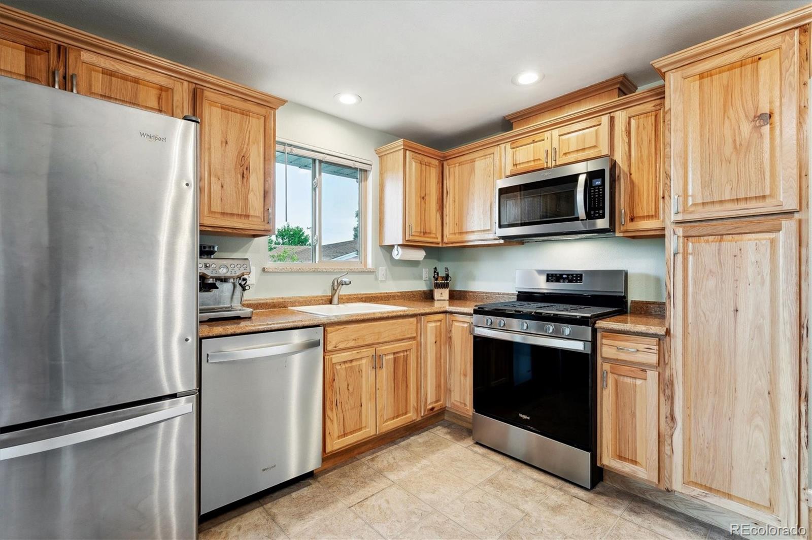 MLS Image #11 for 4525 s lewis court,littleton, Colorado