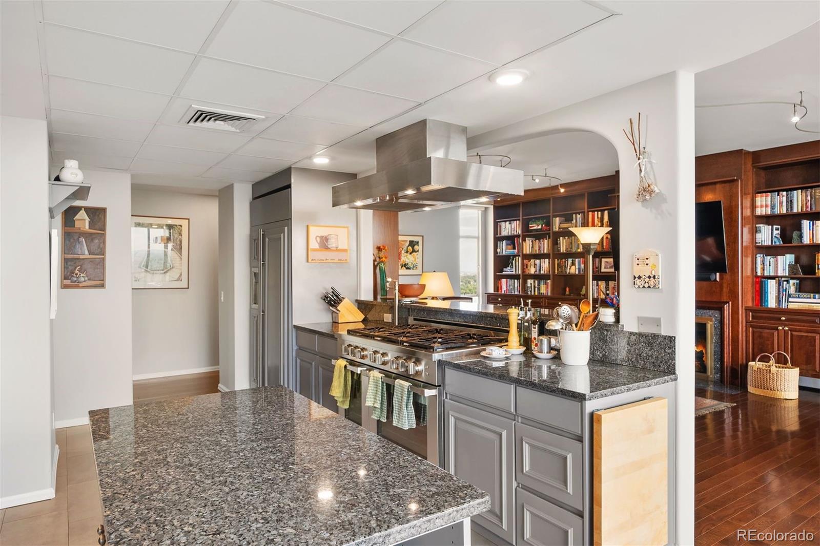 MLS Image #15 for 1201 n williams street 18a,denver, Colorado